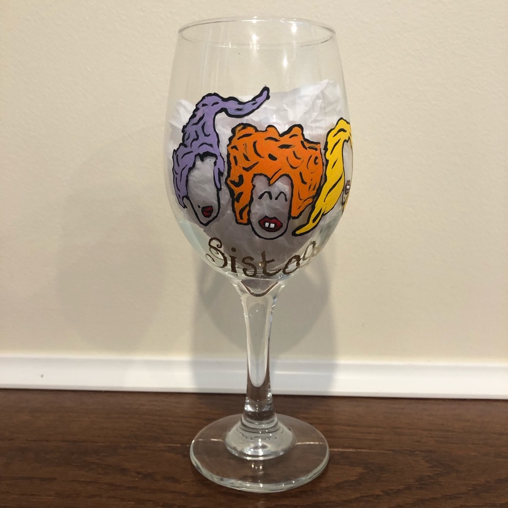 HAND CRAFTED- Hocus Pocus- Sistaaas - Wine Glass- Handpainted